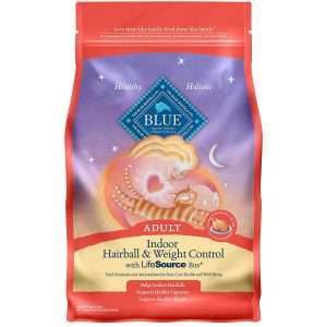 Hairball and Weight Control Dry Cat Food for Adult Cats From Blue Buffalo